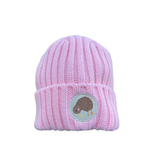 Kids pink knit beanie with Kiwi emblem on the front.