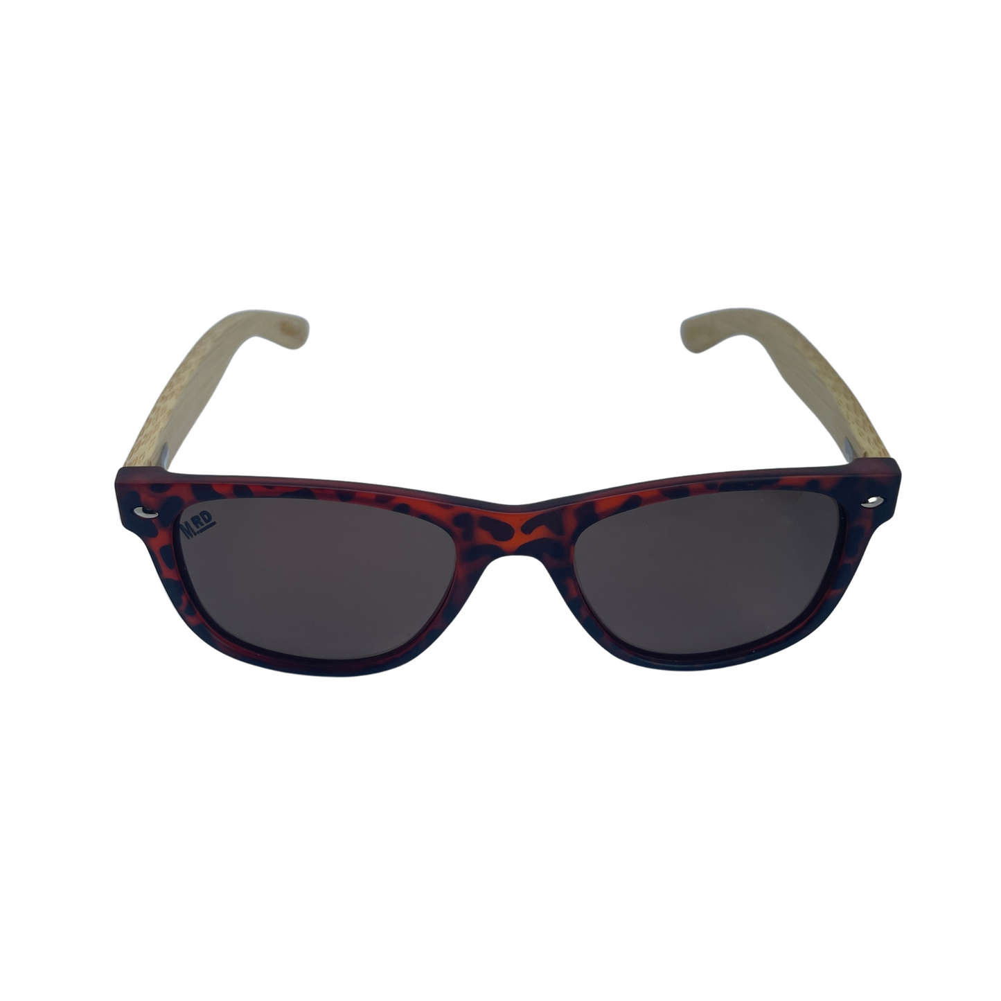 Kids sunglasses with Tortoiseshell frame and wooden arms.