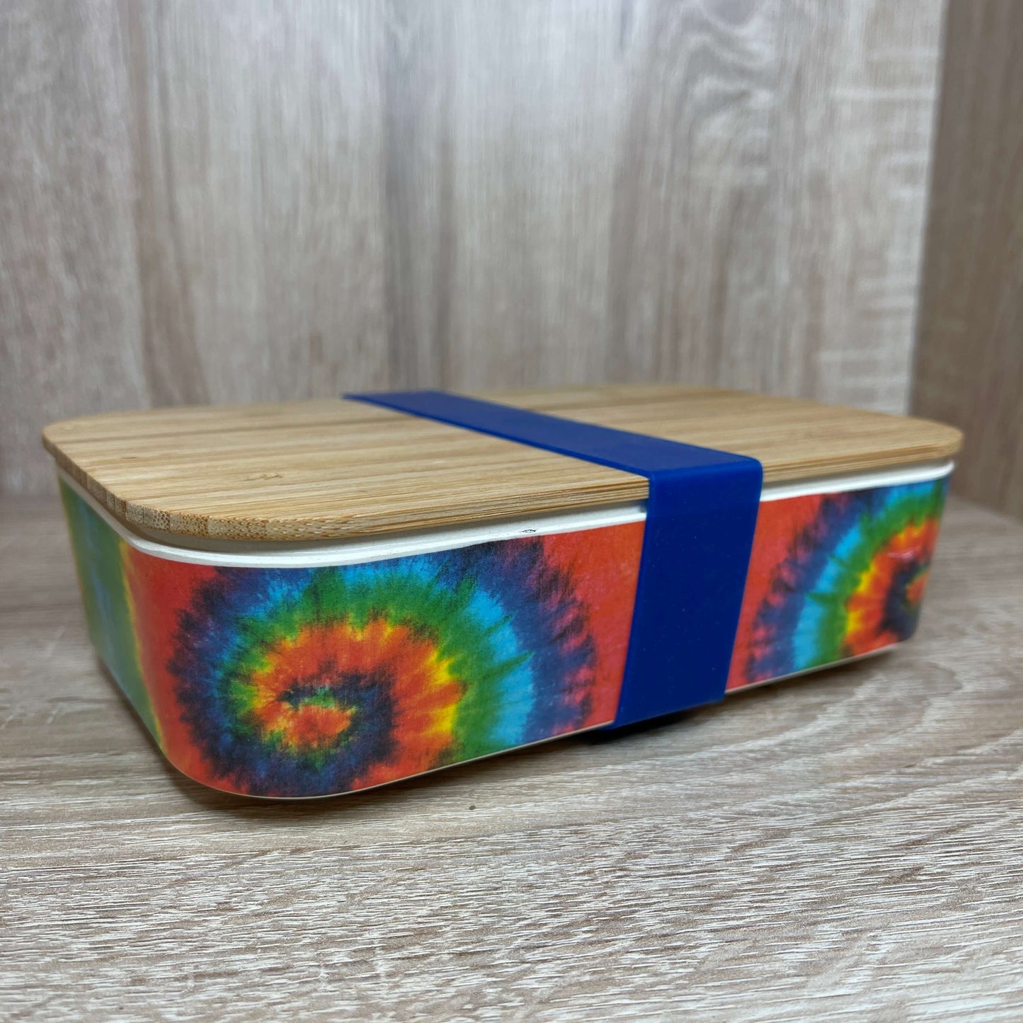 Bamboo tiedye lunch box.
