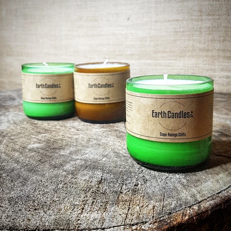 Cape Reinga Cliffs inspired Soy Tealight Candles made in re purposed glass bottles. These candles are 100 gram and burn for approximately 25 hours. They come in packs of 3 or 6.