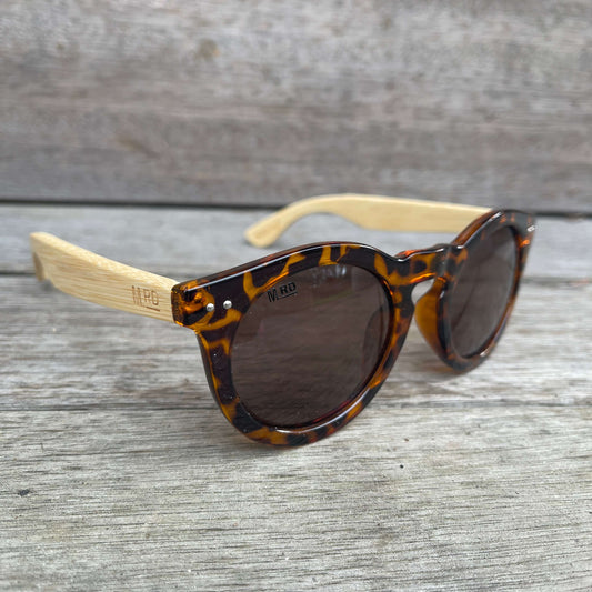 Womens sunglasses with brown tortoiseshell frames and bamboo arms in a Grace Kelly style.