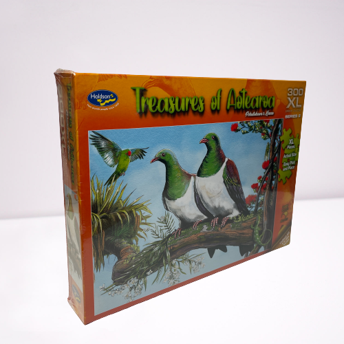 Pohutukawa and Kereru jigsaw puzzle.