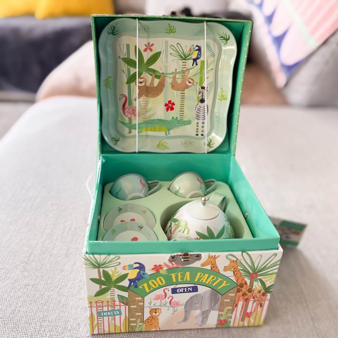 Childrens tin zoo themed tea set.