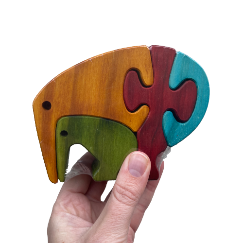Coloured wooden adult and baby kiwi bird puzzle.