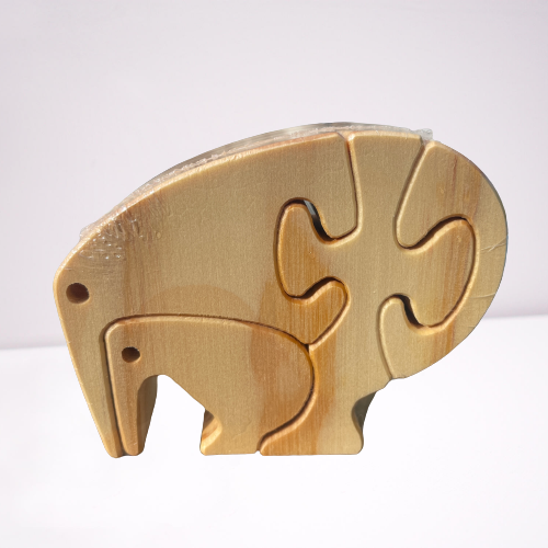 Natural wooden adult & baby Kiwi bird puzzles.