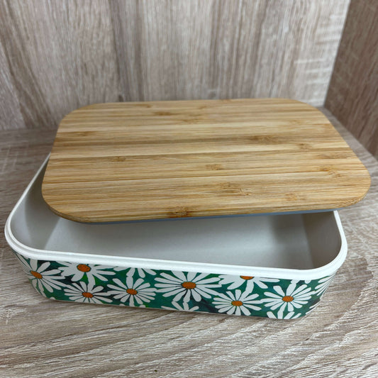 Bamboo Daisy lunch box.
