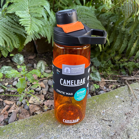 Camelbak chute mag drink bottle in orange..