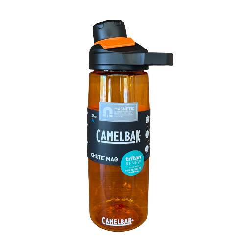 Camelbak chute mag drink bottle in orange..