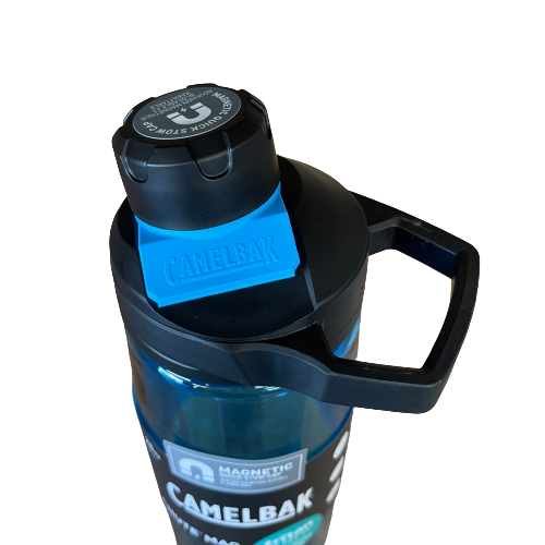 Camelbak chute mag drink bottle in blue.