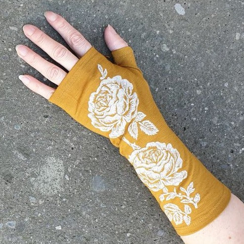 Mustard Merino fingerless gloves with rose design