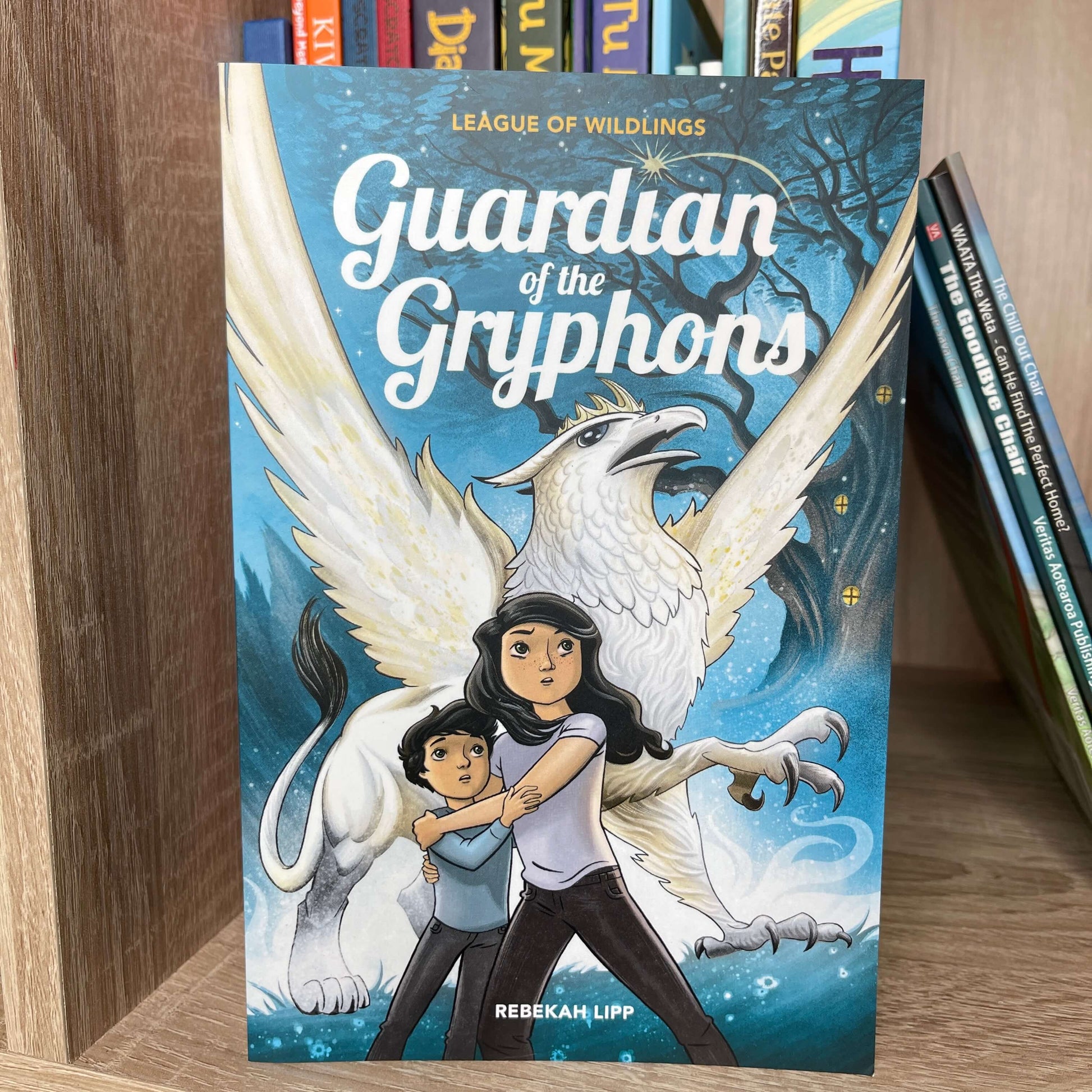 Book Guardian of the Gryphons, a league of wildlings book by Rebekah Lipp.