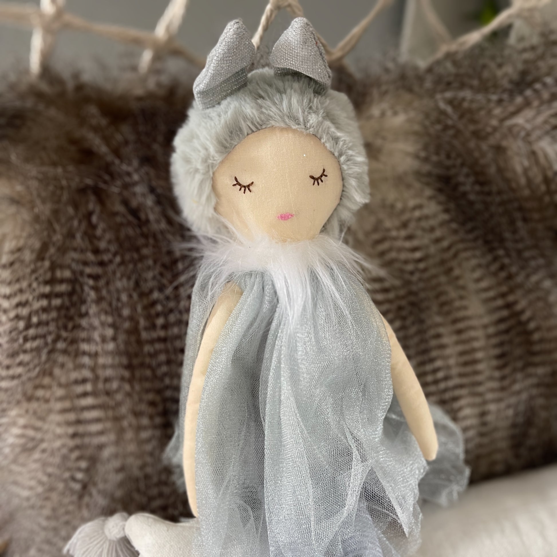 Sleepy Luna doll soft toy