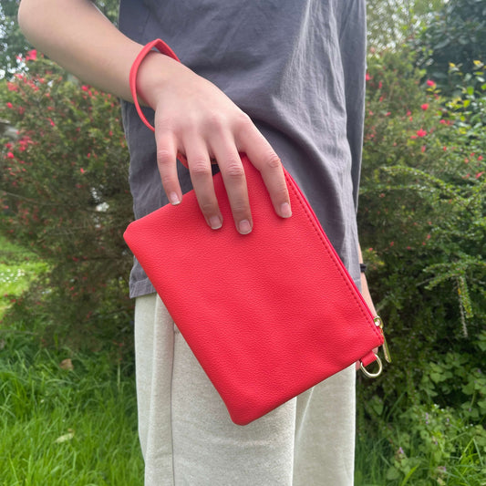 Red clutch from Moana Rd.