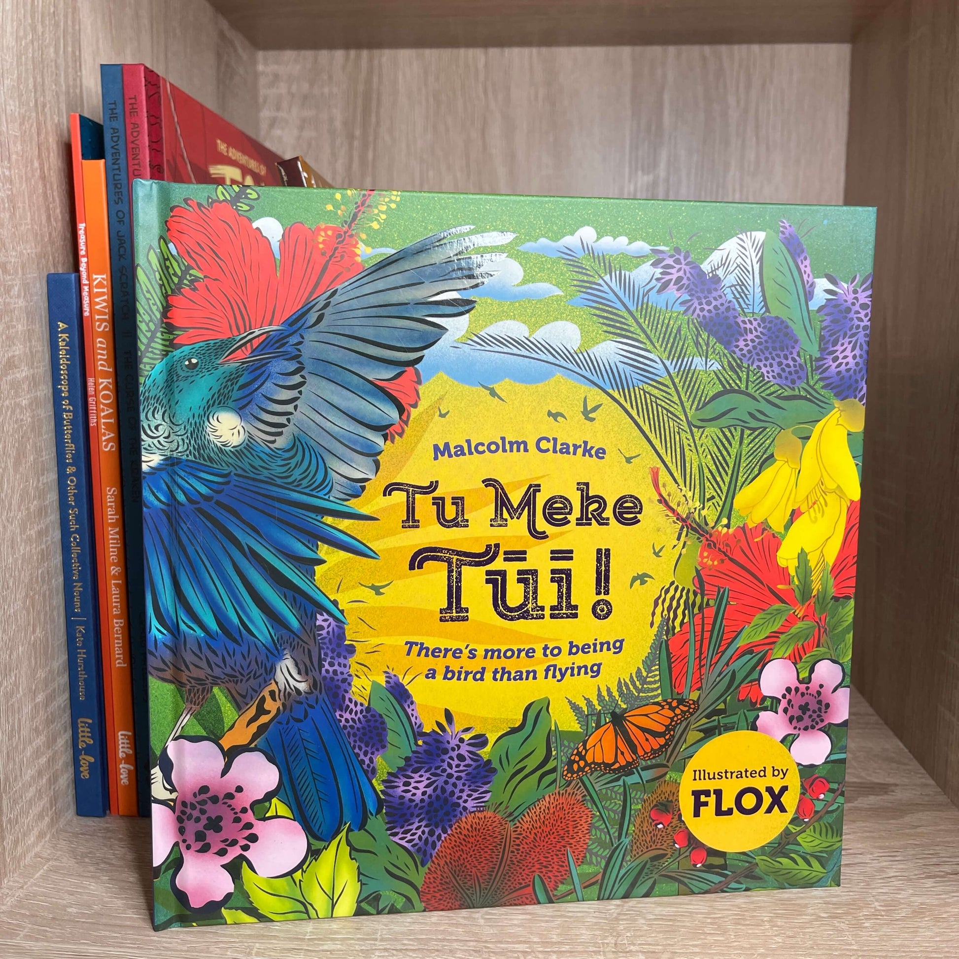 Children's book Tu Meke Tui by Malcolm Clarke and illustrated by Flox.