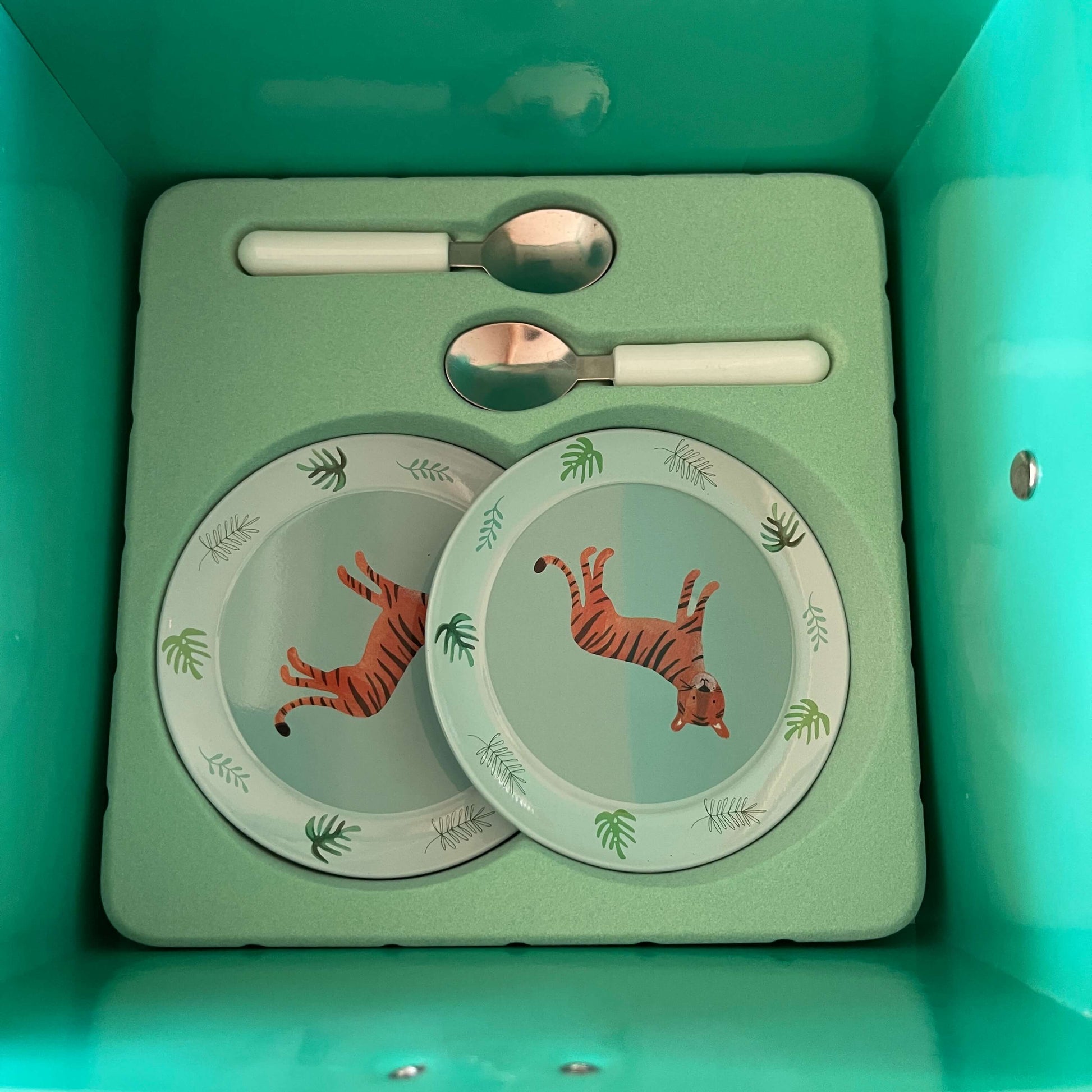 Childrens tin zoo themed tea set.