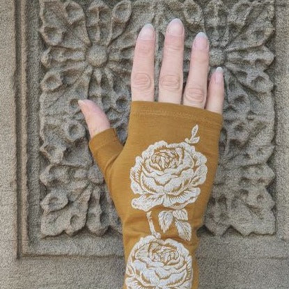 Merino Wool Gloves - Mustard Rose